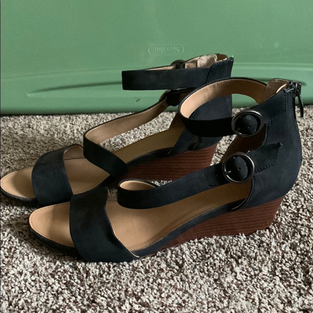Franco Sarto Black Leather Strappy Wedges